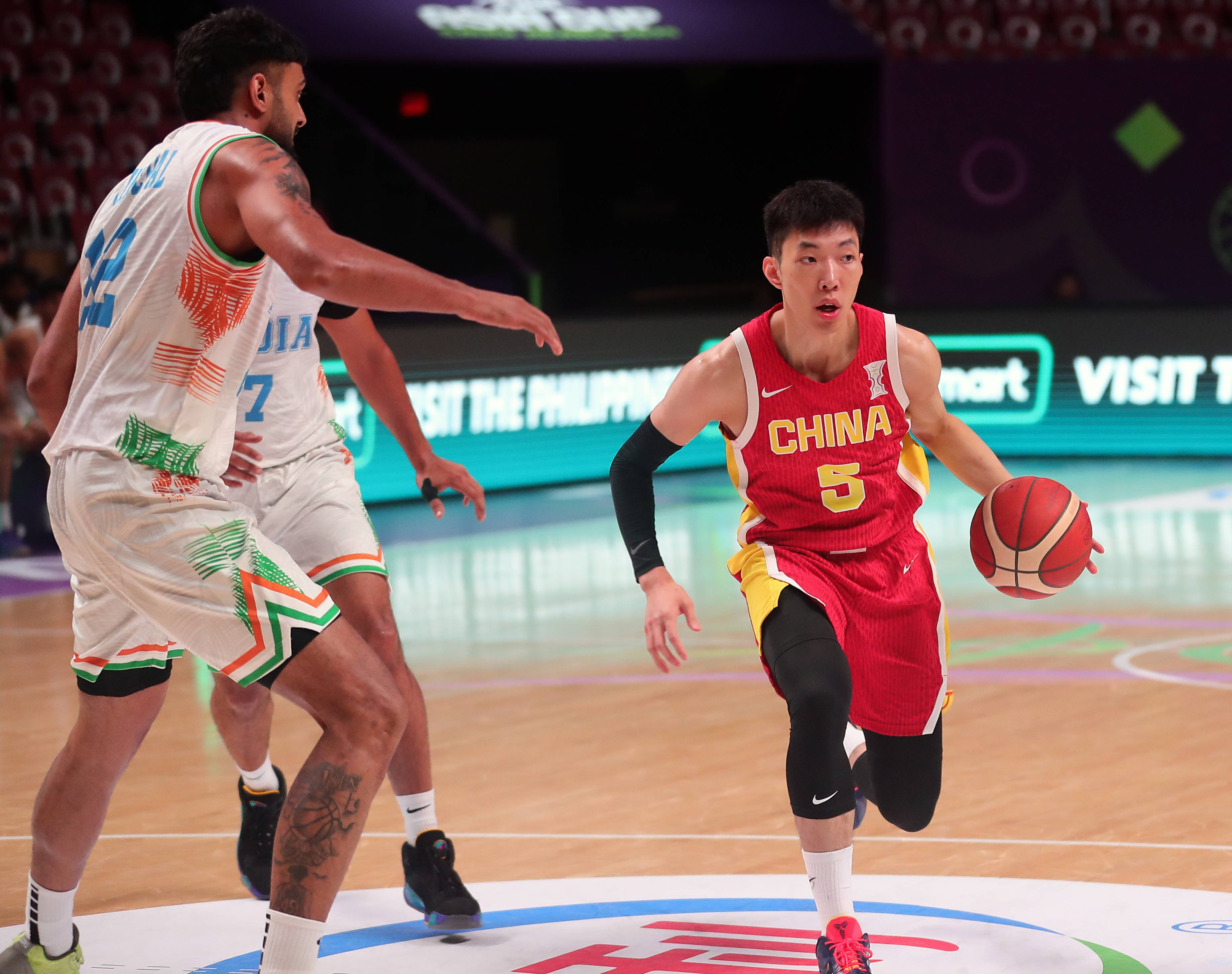 (体育)篮球——国际篮联亚洲杯:中国队对阵印度队