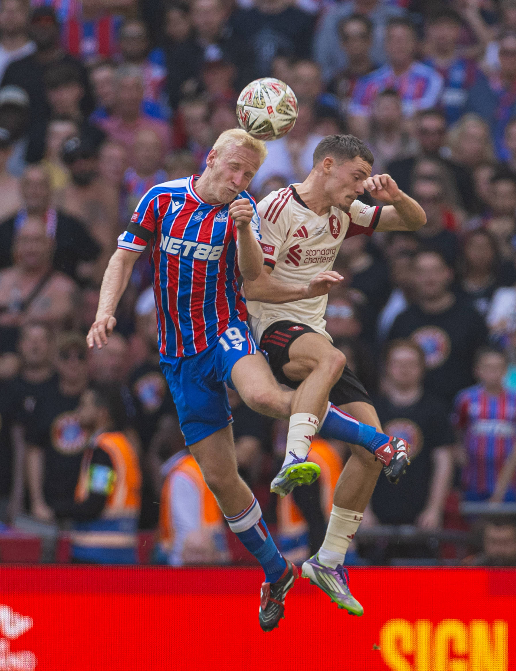 足球|水晶宫夺得社区盾