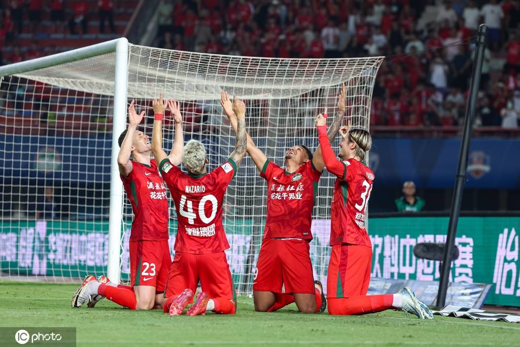 中超前瞻:泰山连战京沪左右争冠格局 广东德比生死对决