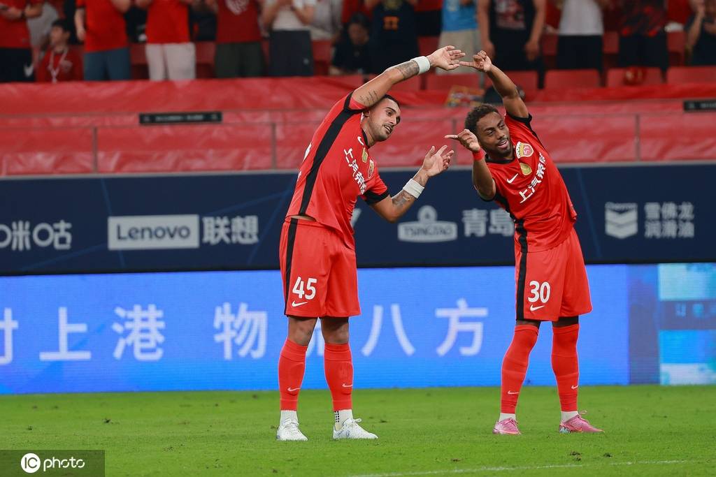 中超前瞻:泰山连战京沪左右争冠格局 广东德比生死对决