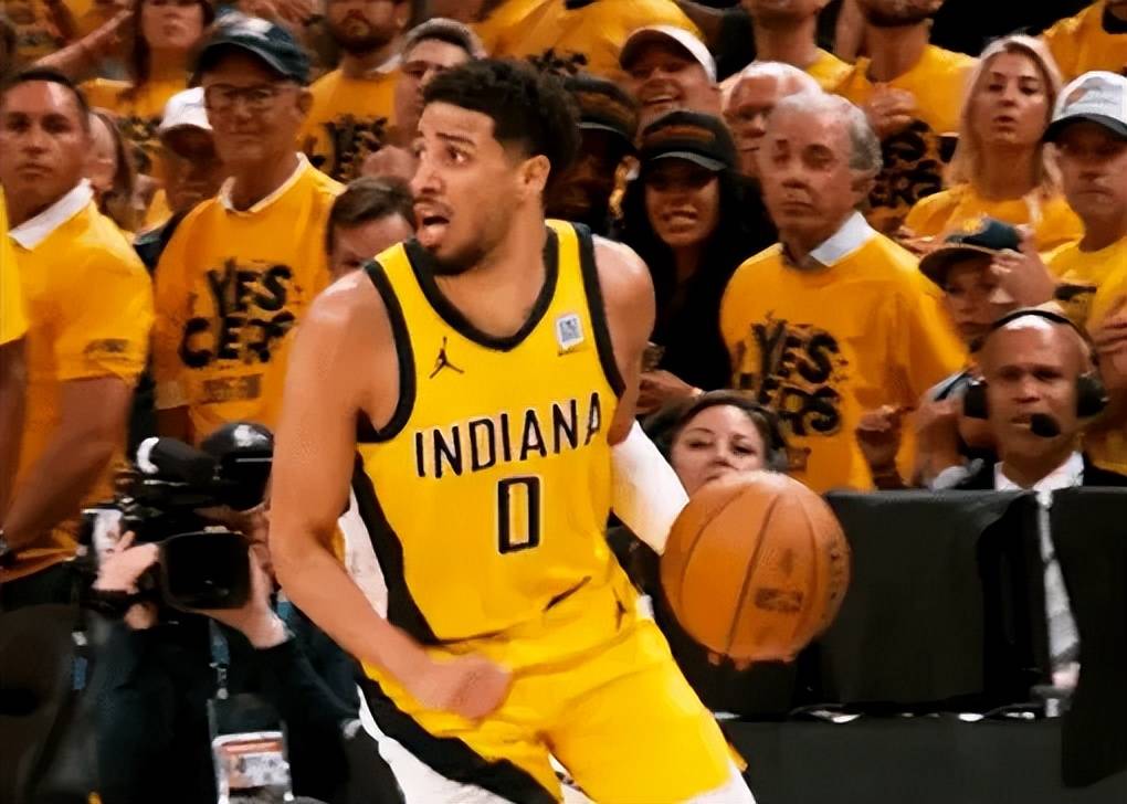 步行者捍卫荣耀:团队篮球奏响逆袭序曲,雷霆败走印第安纳