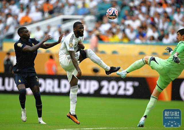 世俱杯丨皇家马德里晋级八强