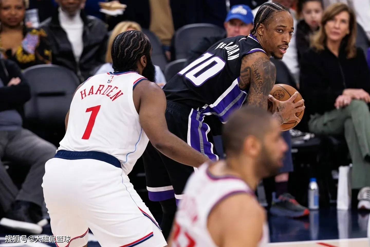 四队重磅交易,德罗赞加入洛杉矶快船,国王甩掉拉文的毒药合同