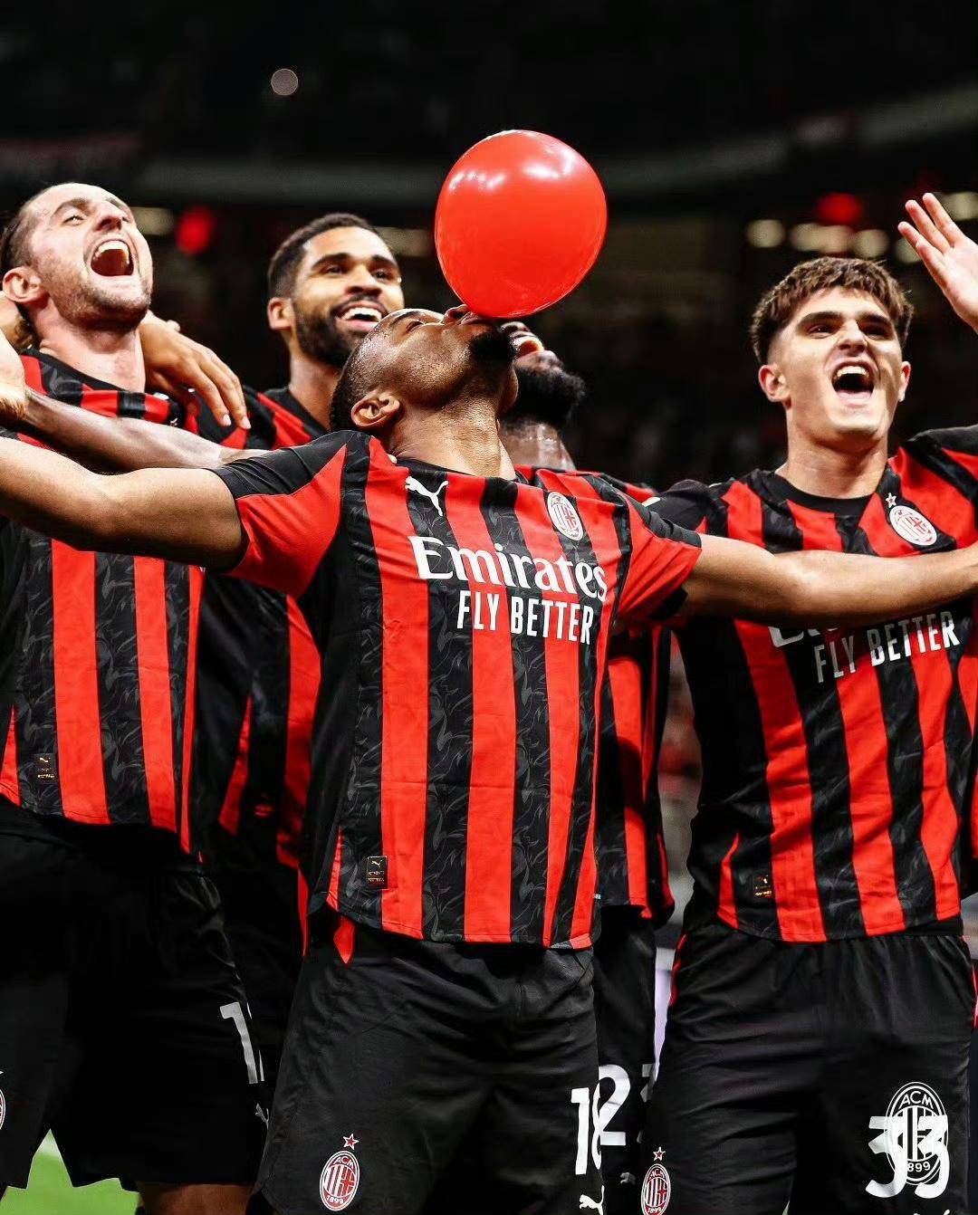 4连胜!米兰双杀莱切,萨56拉比奥惊艳,恩昆库大希门破荒