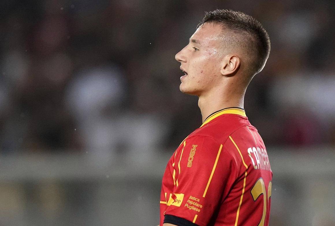 4连胜!米兰双杀莱切,萨56拉比奥惊艳,恩昆库大希门破荒