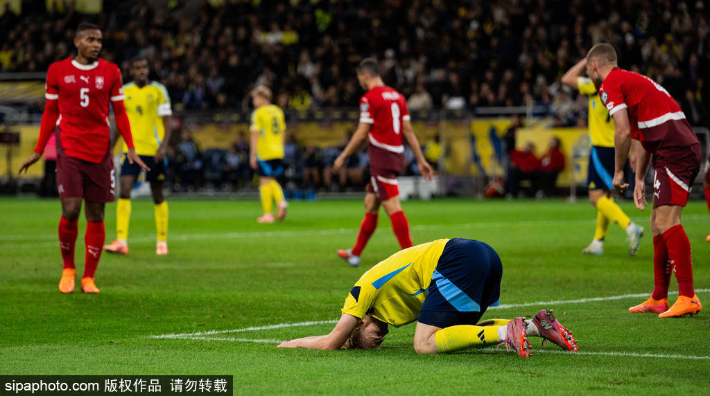 带不动!阿森纳利物浦两大神锋联手造良机 热刺小将失空门