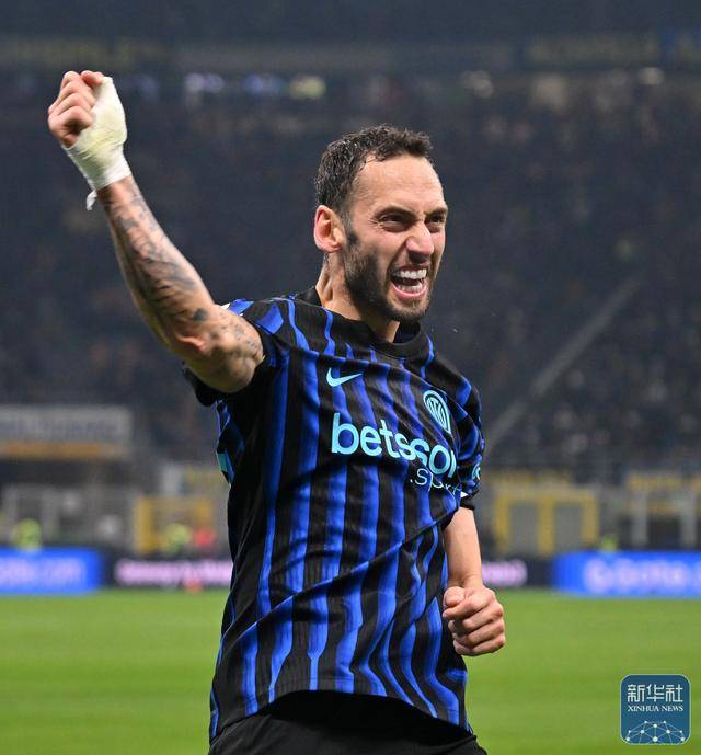 足球 | 意甲：国际米兰胜科莫