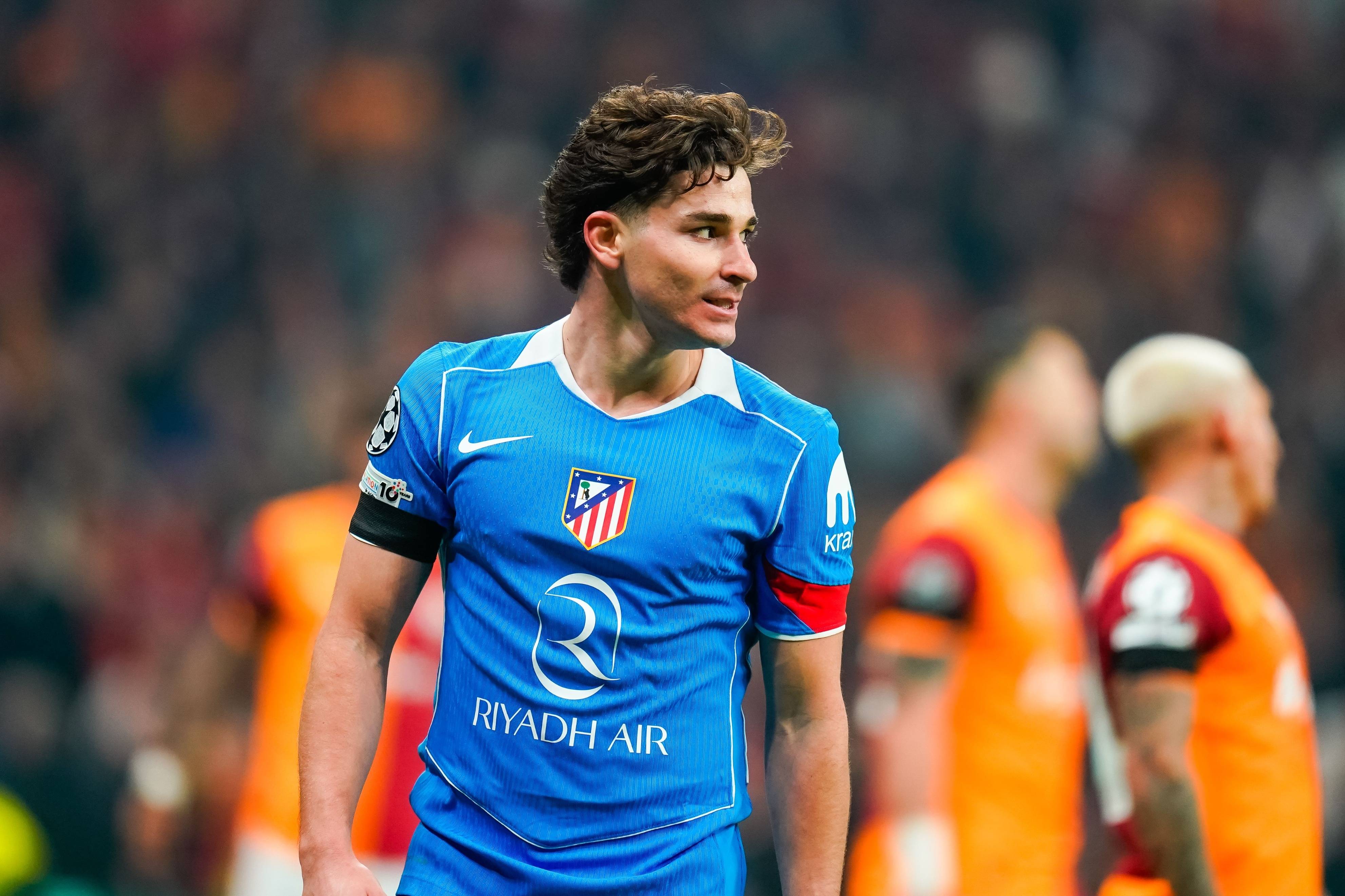 11球5助攻！西媒曝阿尔瓦雷斯主动示好巴萨，小蜘蛛为啥不想去阿森纳