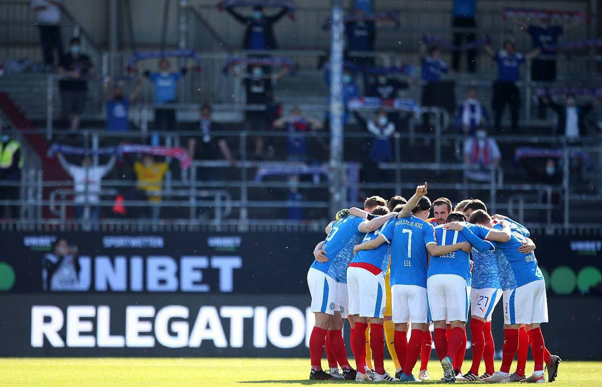 荷尔斯泰因基尔能否延续抗衡状态？斯图加特能否客场逆袭？