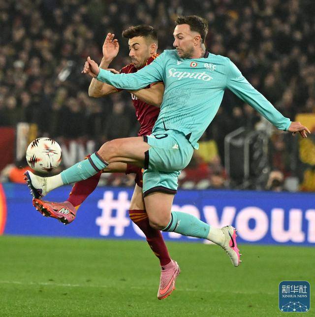 足球丨欧联杯：博洛尼亚胜罗马晋级八强